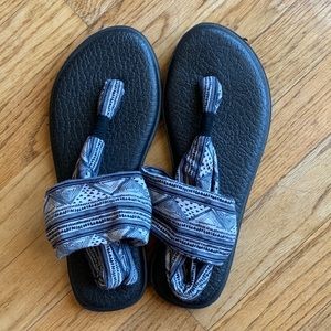 Sanuk Yoga Mat Sandals